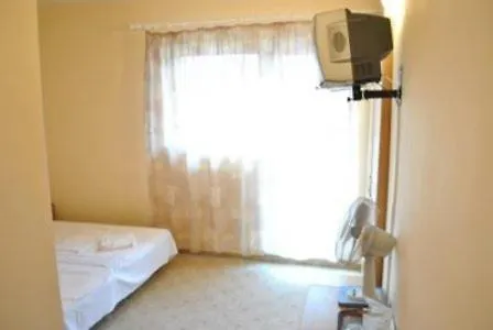 Arta Hotel