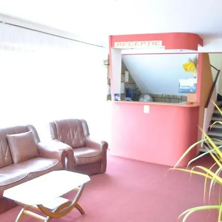 Arta Hotel